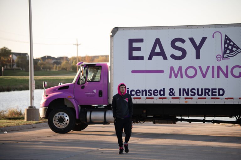 Moving Between Omaha and Council Bluffs: What to Know About Cross-River Local Moves