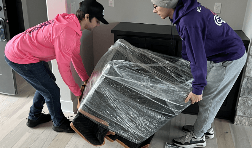 The Ultimate Moving Checklist: Your Step-by-Step Guide to a Stress-Free Move