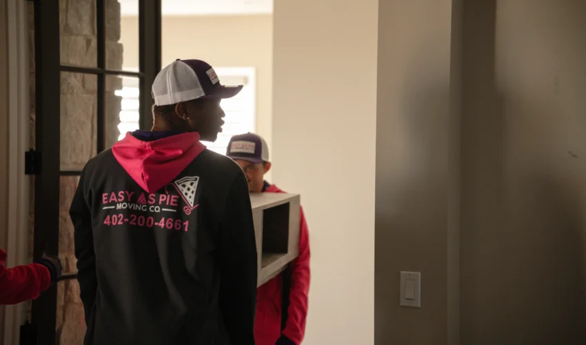 moving with pets Omaha