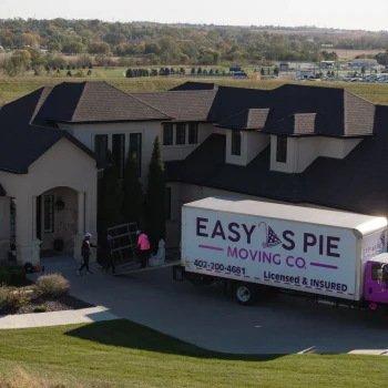 Moving company moving family to Omaha