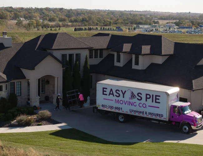 Moving company moving family to Omaha